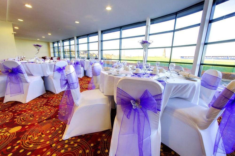 Menzies Silverlink Park South Shields Buitenkant foto